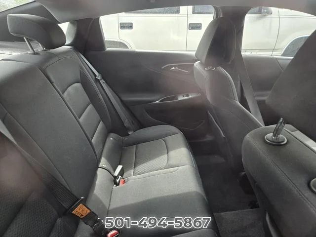 Used 2022 White Chevrolet LS image 7