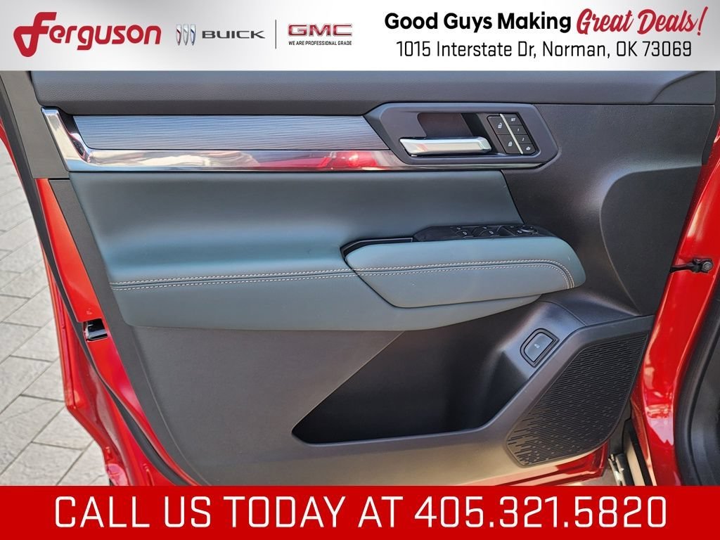 2026 GMC Terrain AT4 - Photo 13