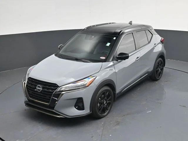 Used 2023 Gray Nissan SR image 45