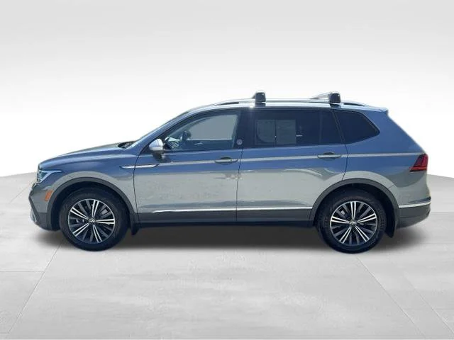 Used 2024 Gray Volkswagen 2.0T Wolfsburg Edition image 4