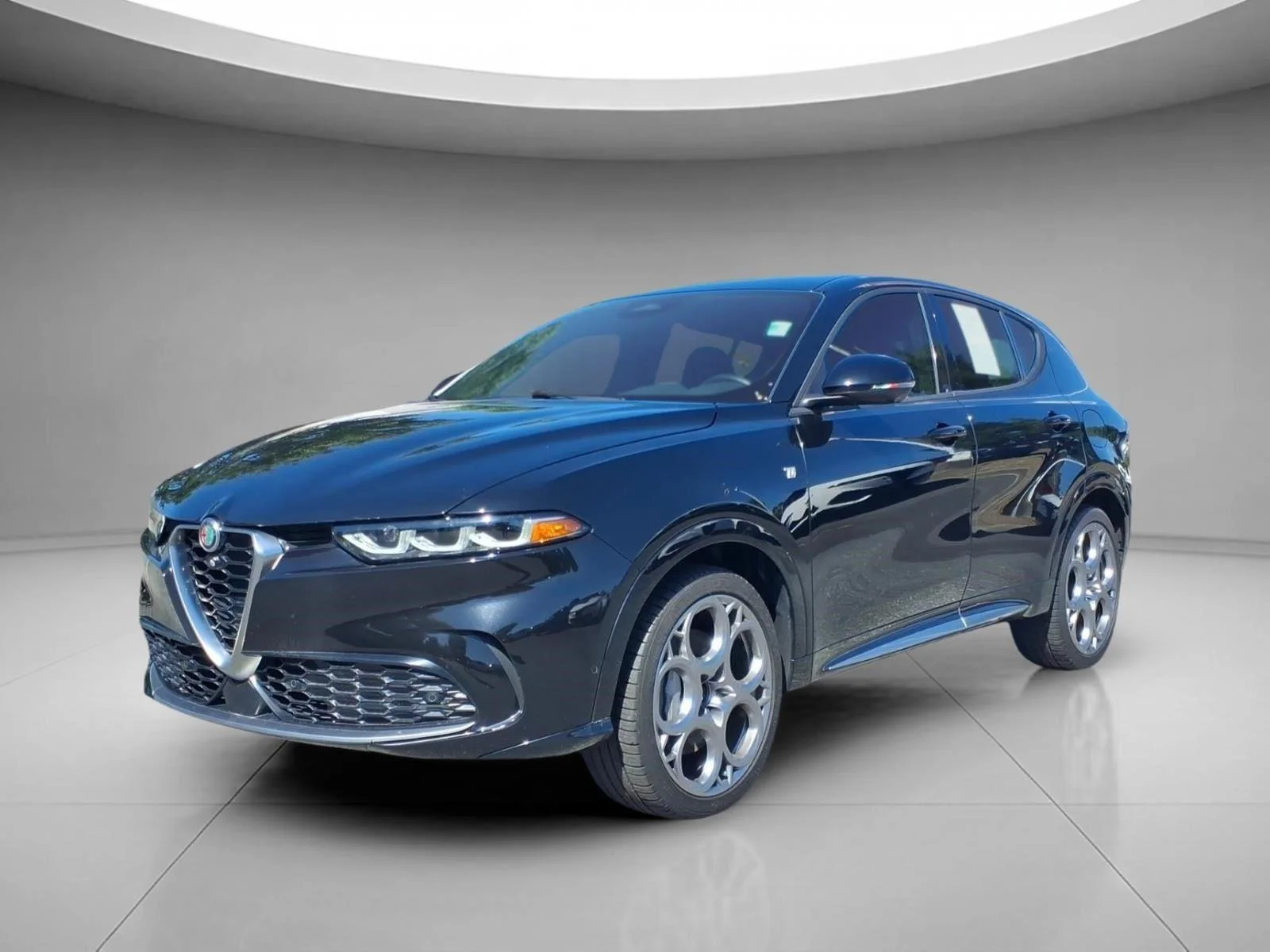 Used 2024 Alfa Black Alfa Romeo Ti image 2