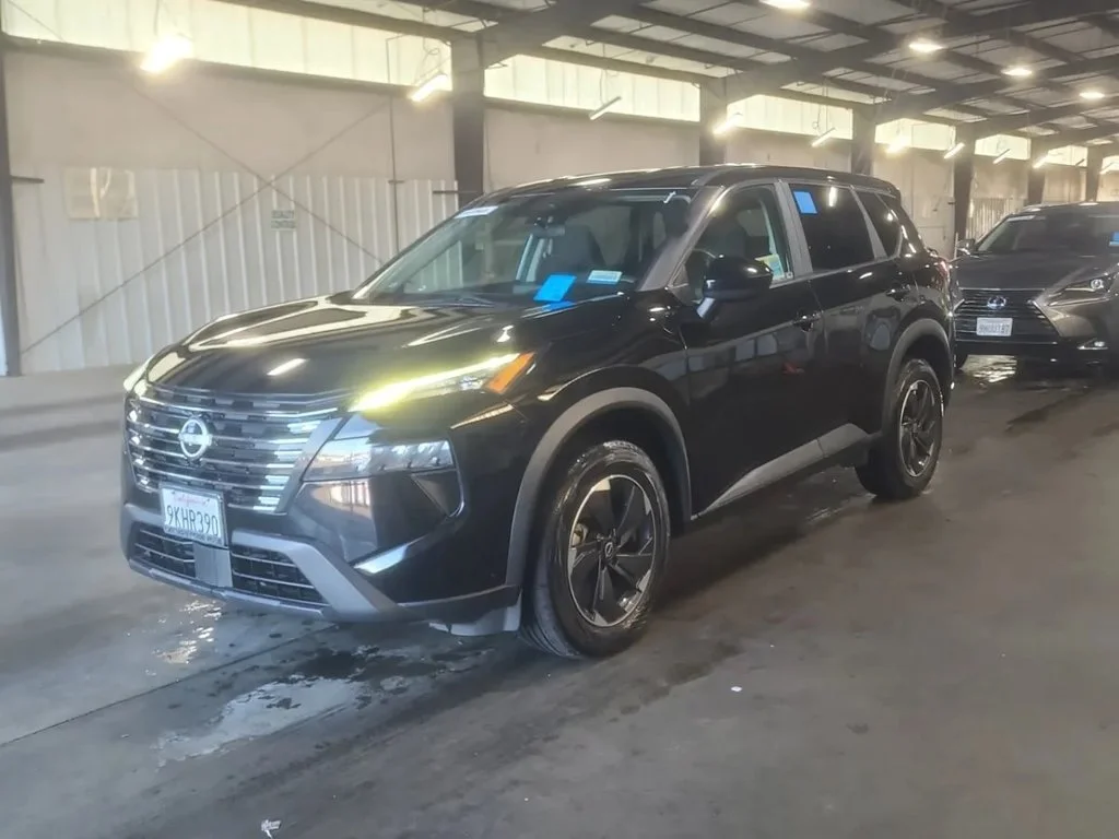 Used 2024 Super Black Nissan SV image 6