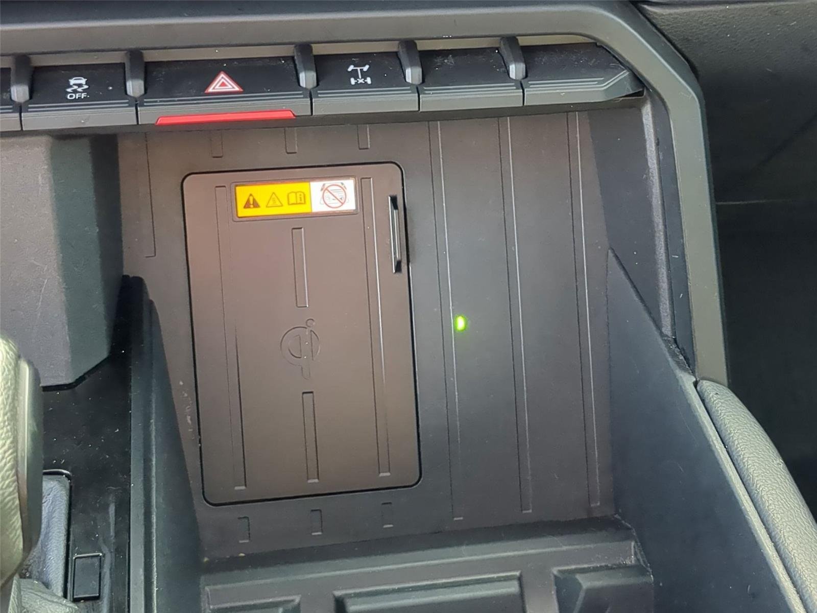 Used 2023  TOYOTA  image 28