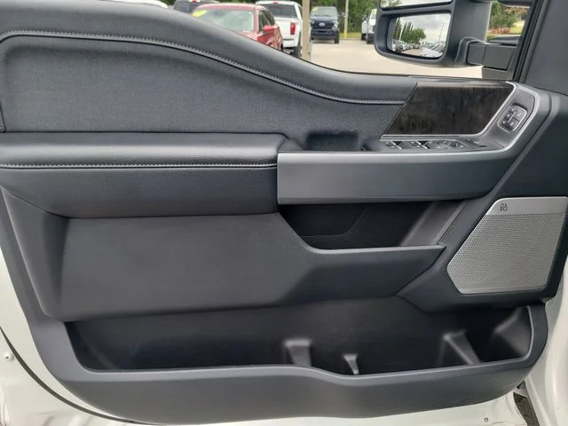 Used 2024 White Ford Lariat image 16