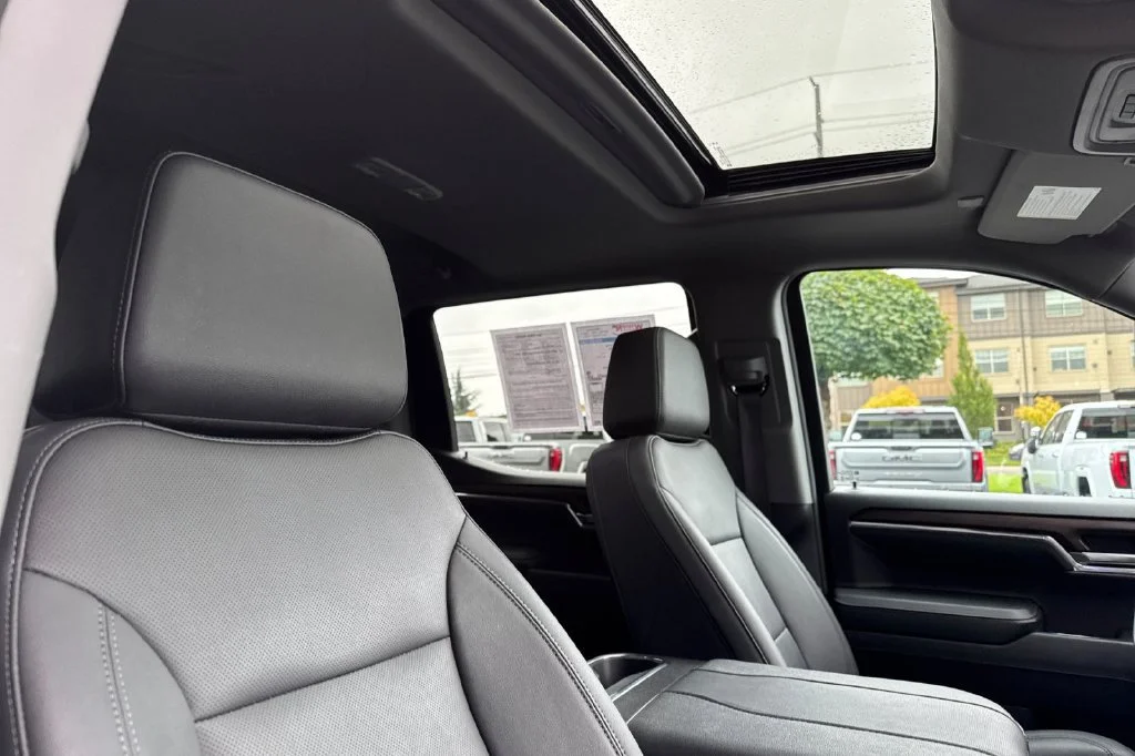 2024 GMC Sierra 1500 SLT - Photo 16