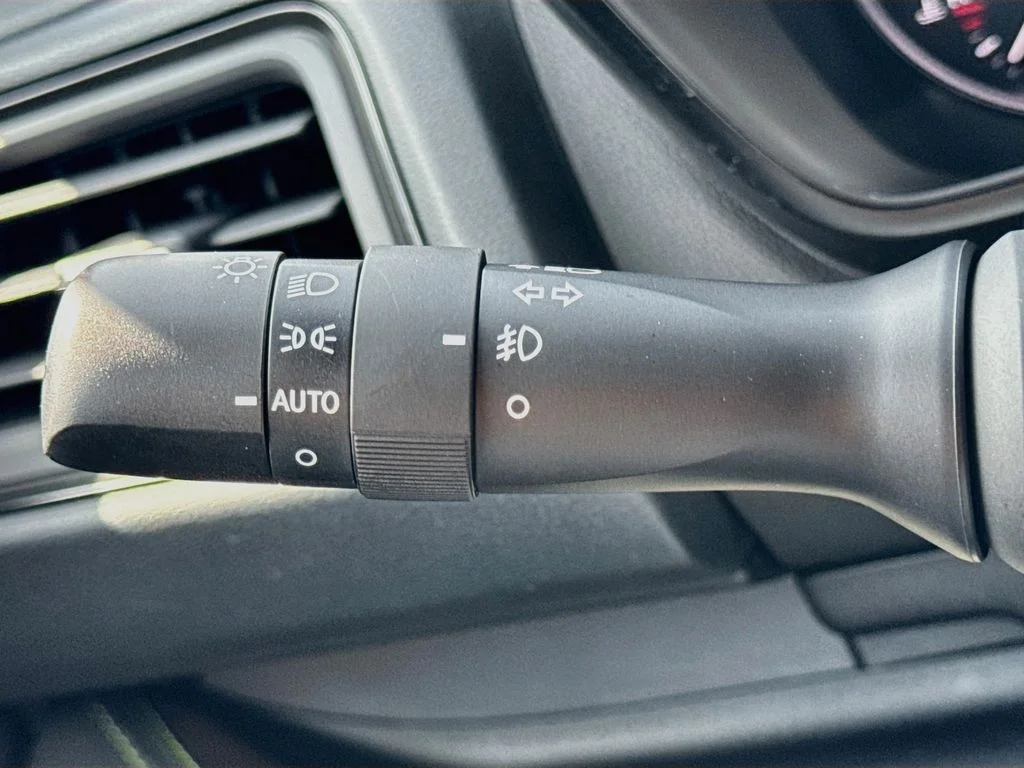 Certified Used 2025 Silver Subaru Onyx Edition Touring image 16