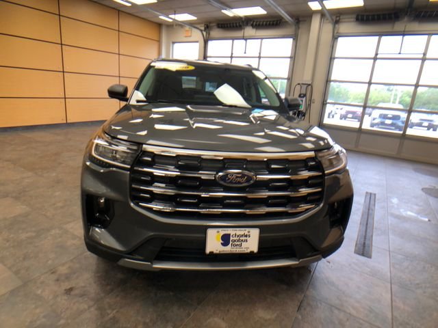 New 2026 Carbonized Gray Metallic Ford Active image 2