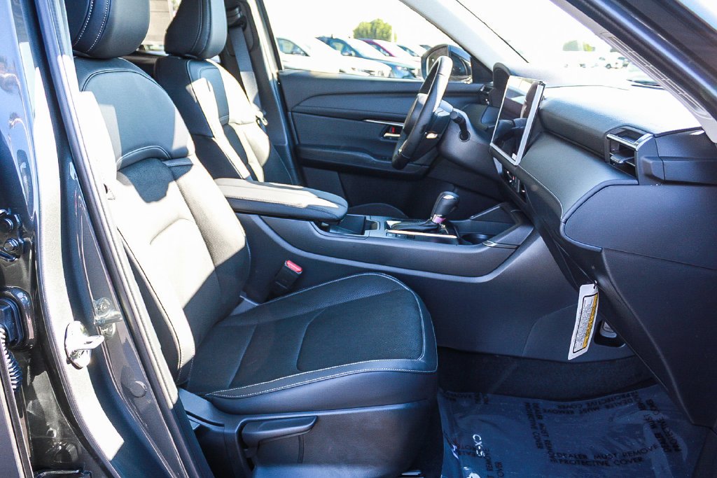 New 2026 Machine Gray Metallic Mazda 2.5 S Preferred AWD image 18