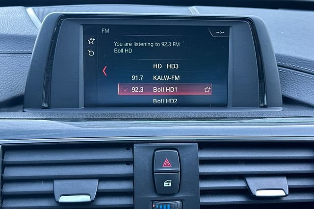 2018 BMW 3 Series 330e - Photo 19