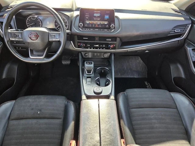 Used 2025 White Nissan Rock Creek image 12