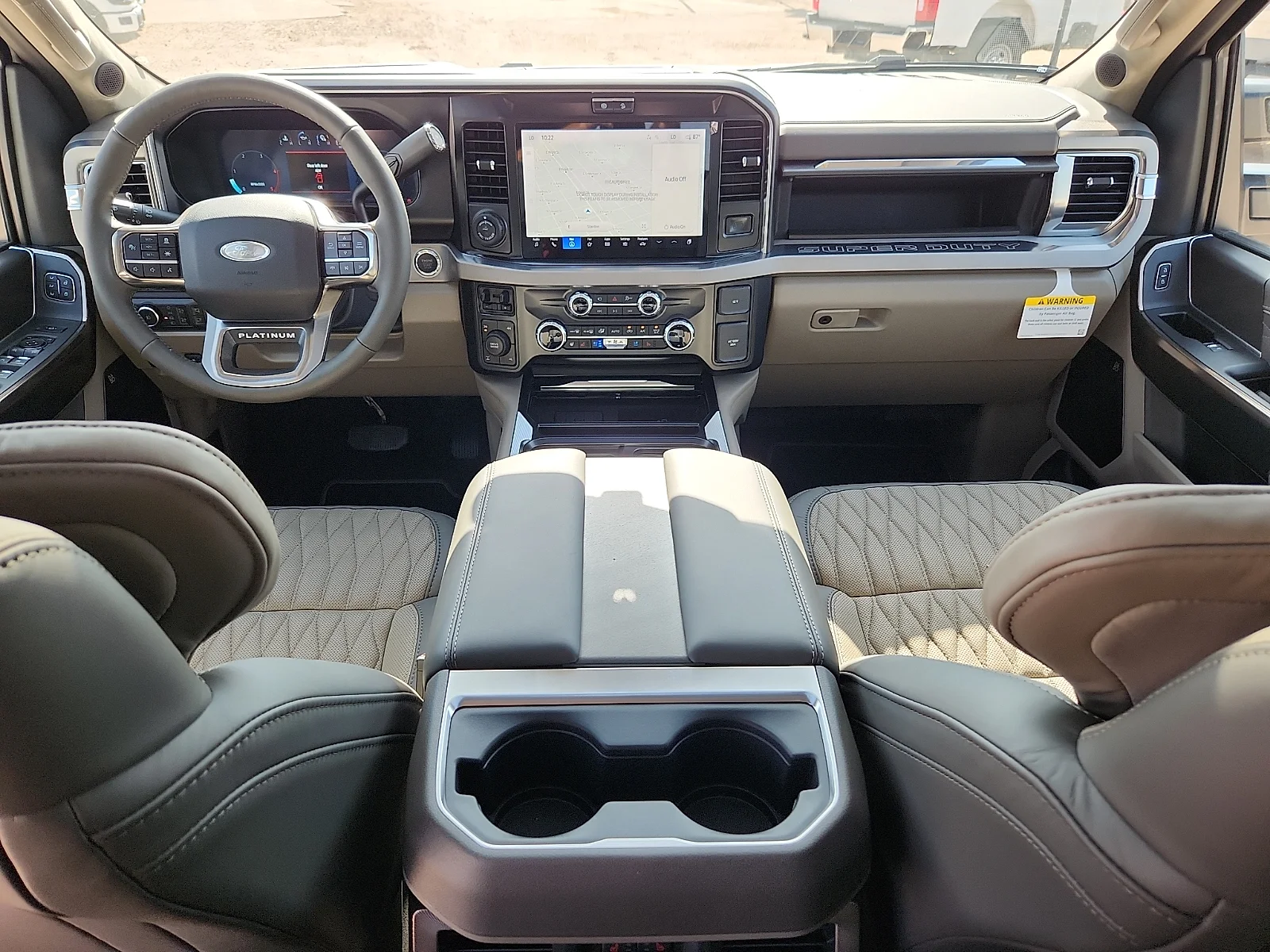 New 2026 Star White Metallic Tri-Coat Ford Platinum image 13