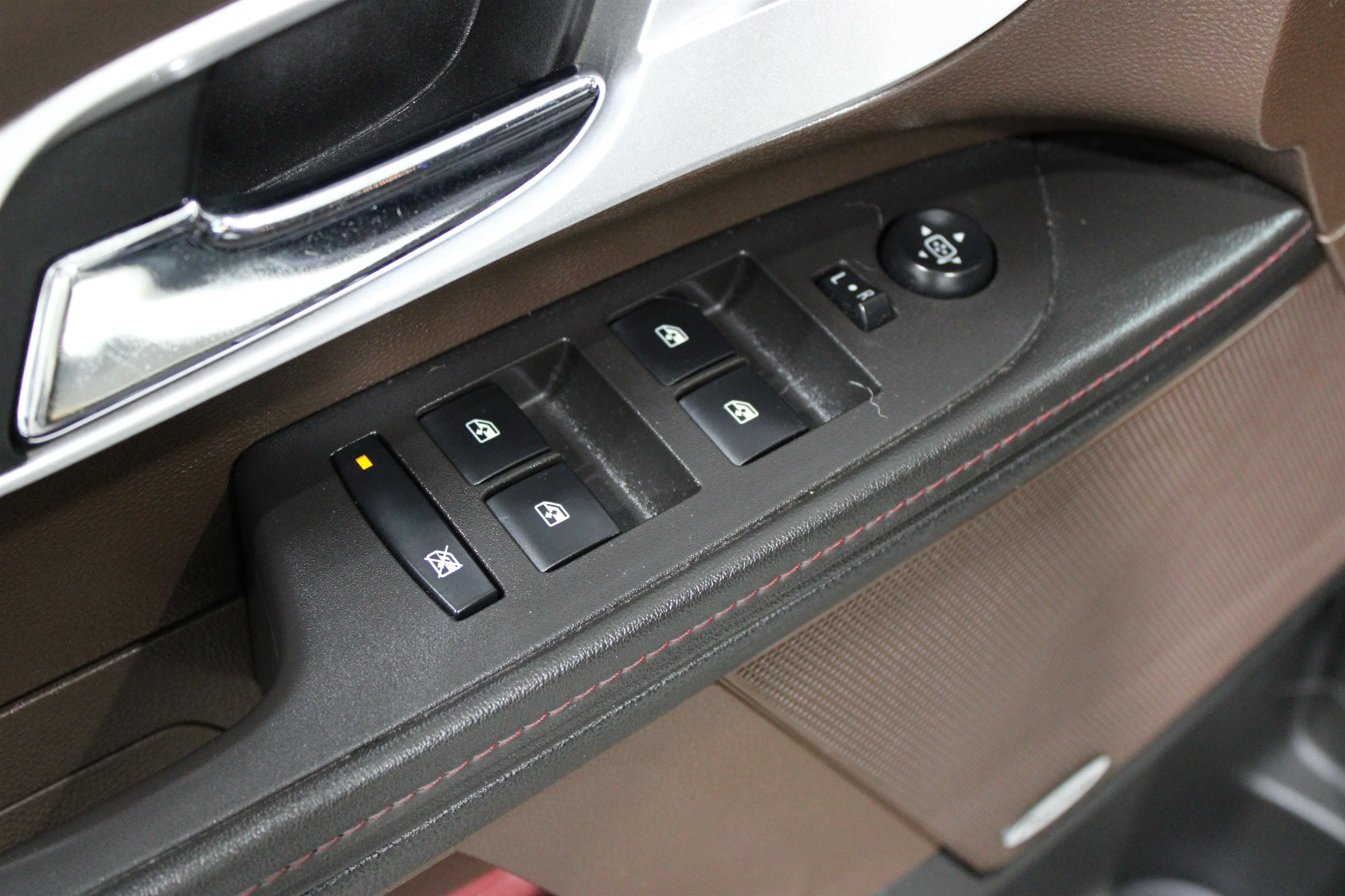 2015 Chevrolet Equinox 2LT - Photo 7