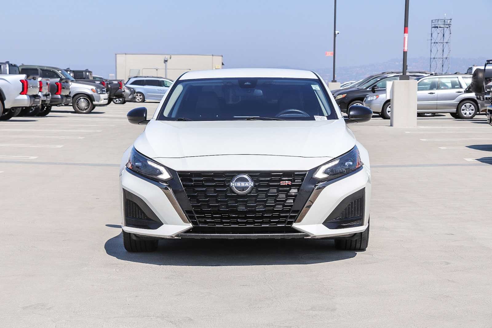 Used 2023 Pearl White Tricoat Nissan 2.5 SR image 2
