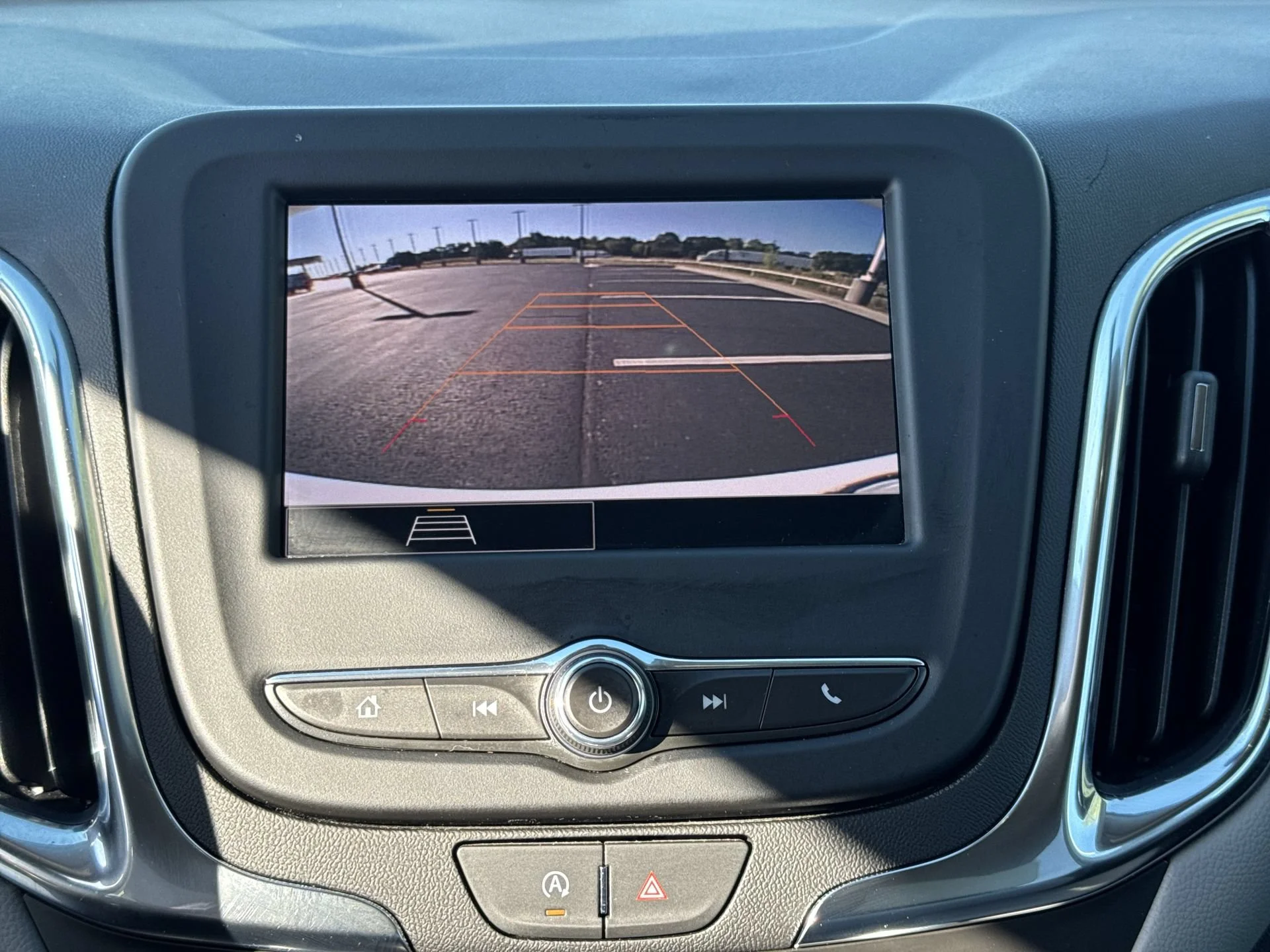 2024 Chevrolet Equinox LS - Photo 17