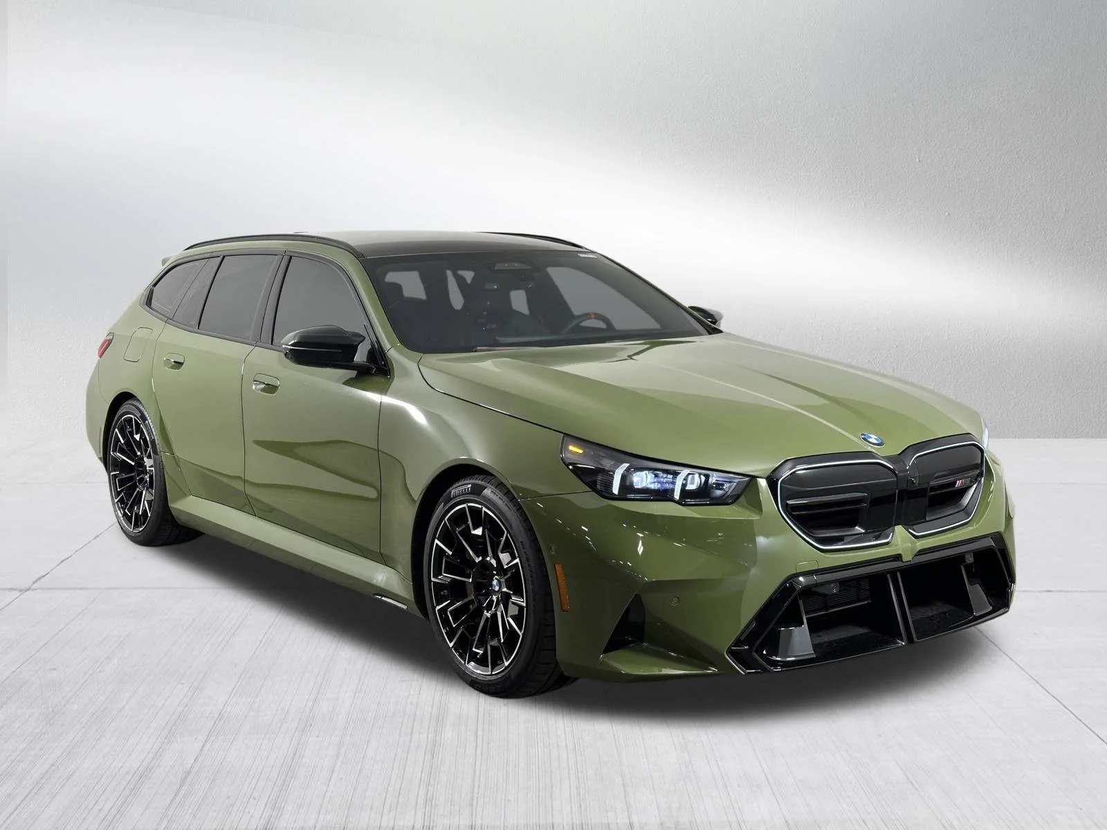 2026 BMW M5 M5 Touring's photo