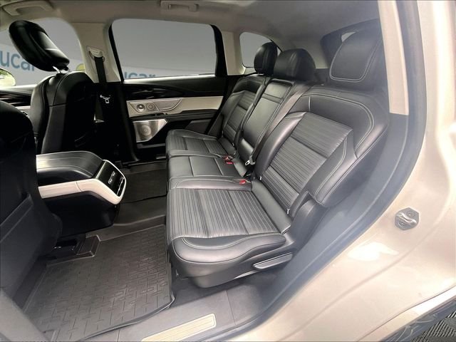 Used 2025 White Lincoln Reserve image 22