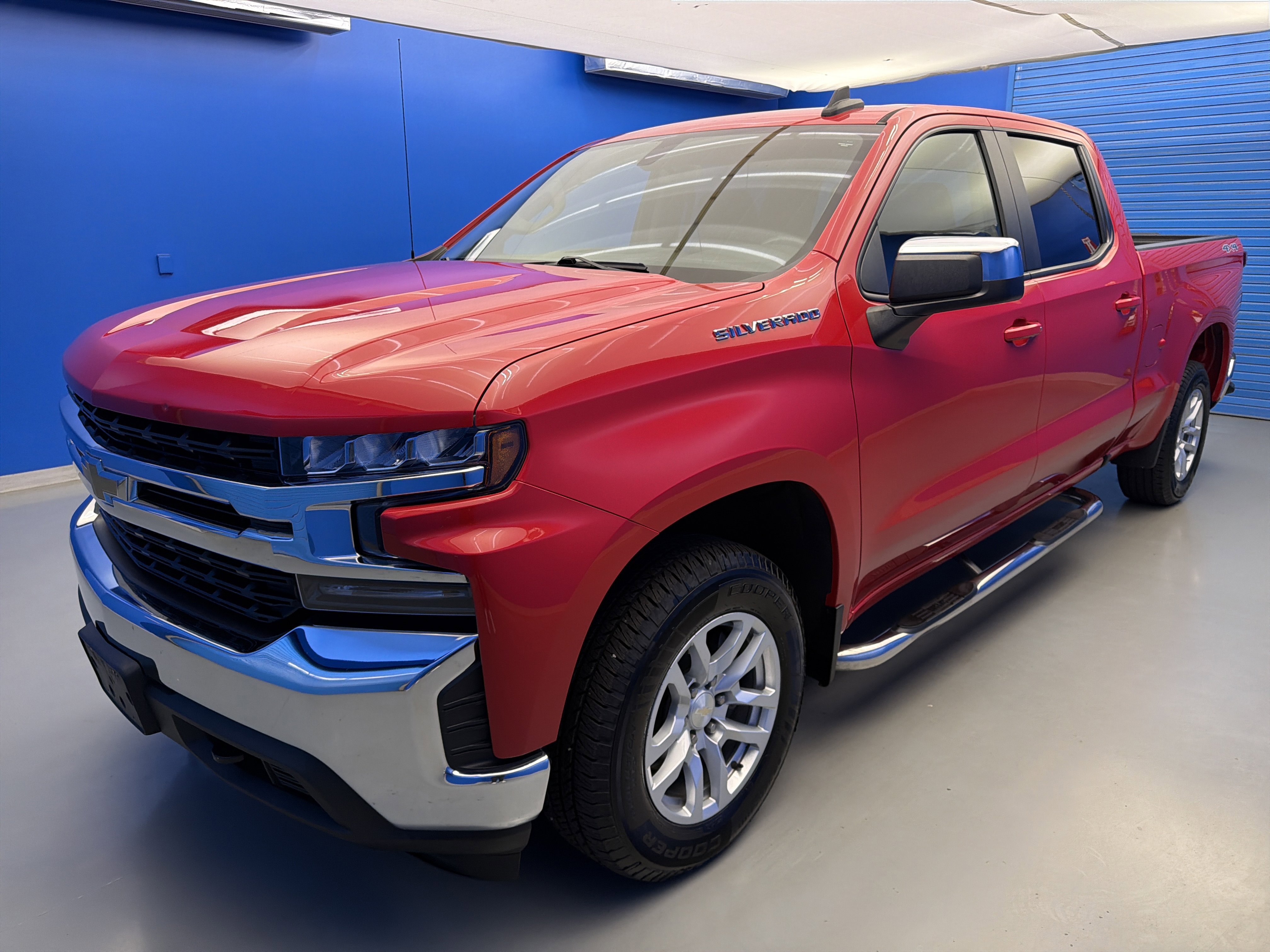 Used 2022 Red Hot Chevrolet LT image 4