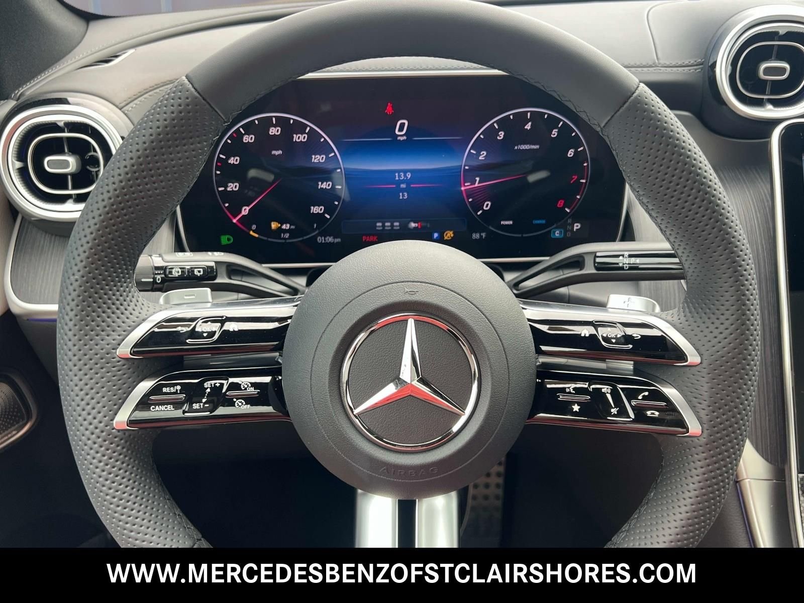 New 2026 MANUFAKTUR exclusive graphite grey magno Mercedes-Benz GLC 300 image 23