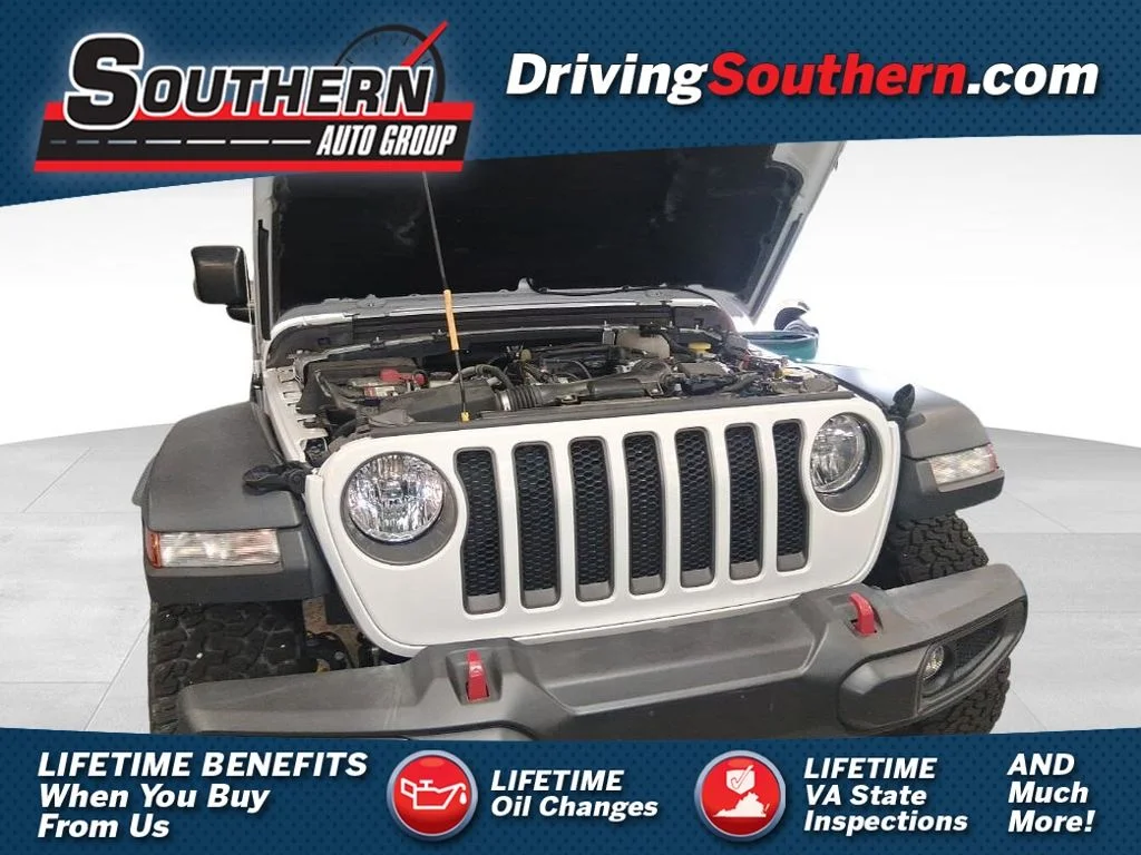Used 2023 White Jeep Rubicon image 1