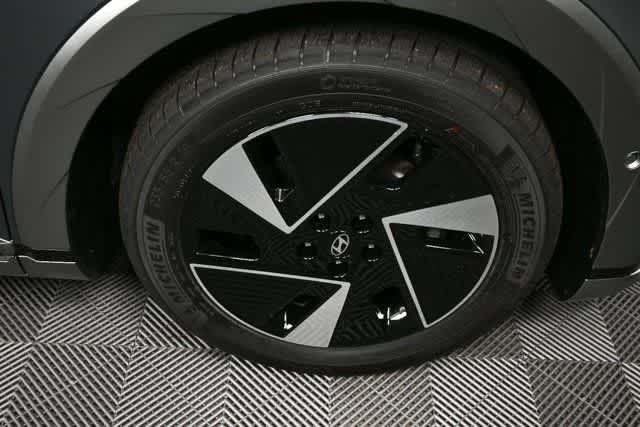 New 2026 GRAY HYUNDAI LIMI image 14