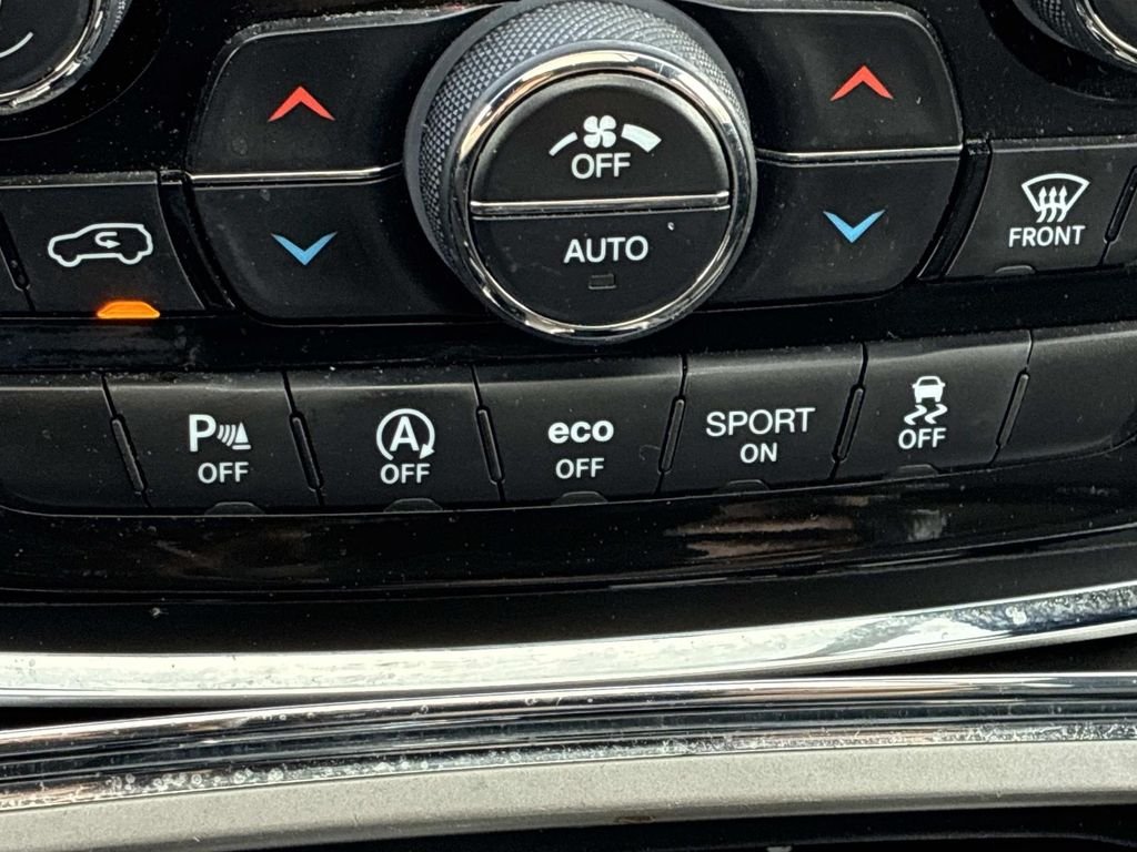 Used 2021 White Jeep Limited image 34
