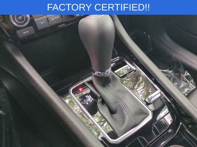 Used 2023 Silver Jeep Limited image 26