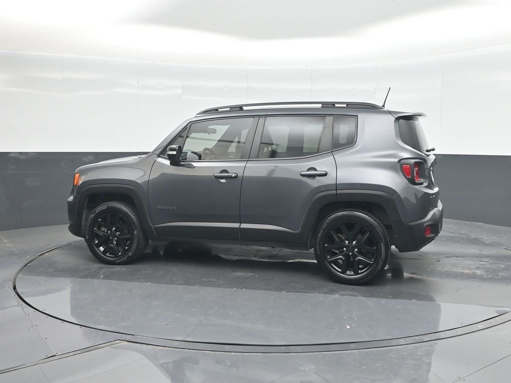Used 2022 Gray Jeep Altitude image 25