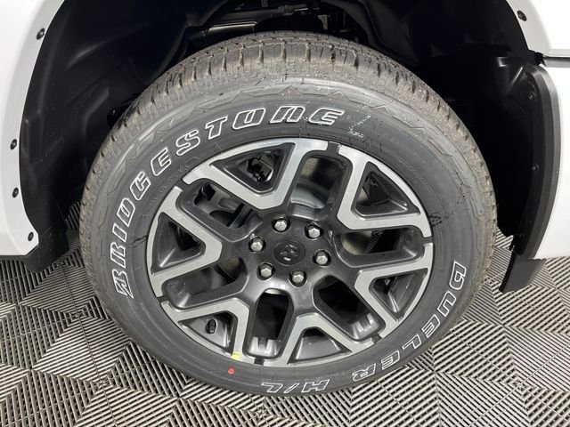 New 2026 Bright White Clear-Coat Exterior Paint RAM Laramie image 5