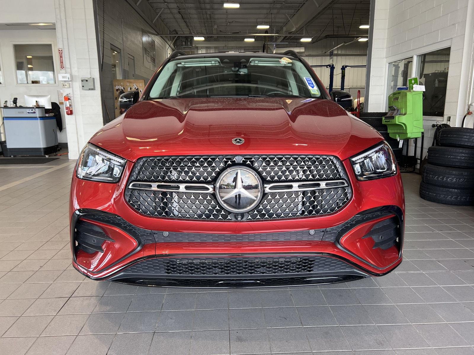 Used 2024 MANUFAKTUR Cardinal Red Metallic Mercedes-Benz GLE 350 image 2