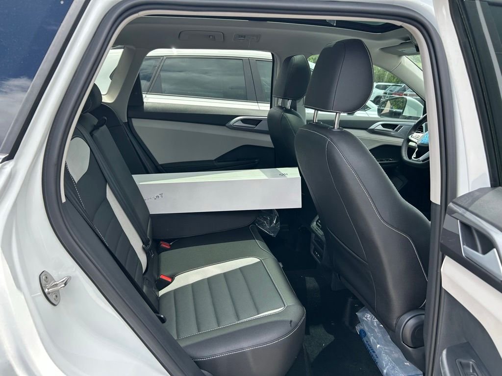 New 2026 White Volkswagen 1.5T SEL image 47
