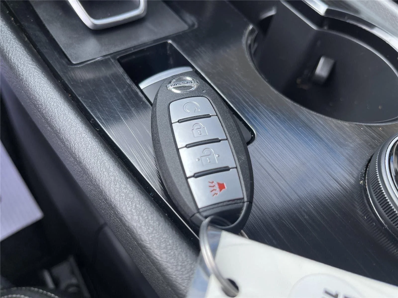 Used 2021 Black Nissan SV Intelligent AWD image 39