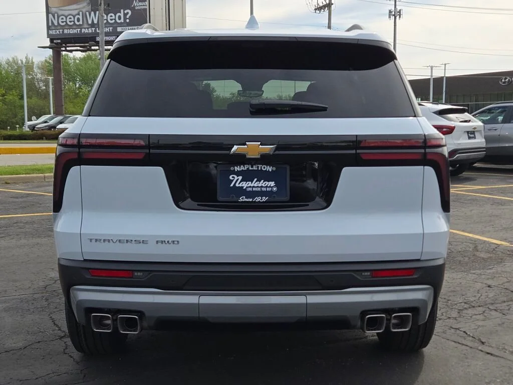 2026 Chevrolet Traverse LT - Photo 13
