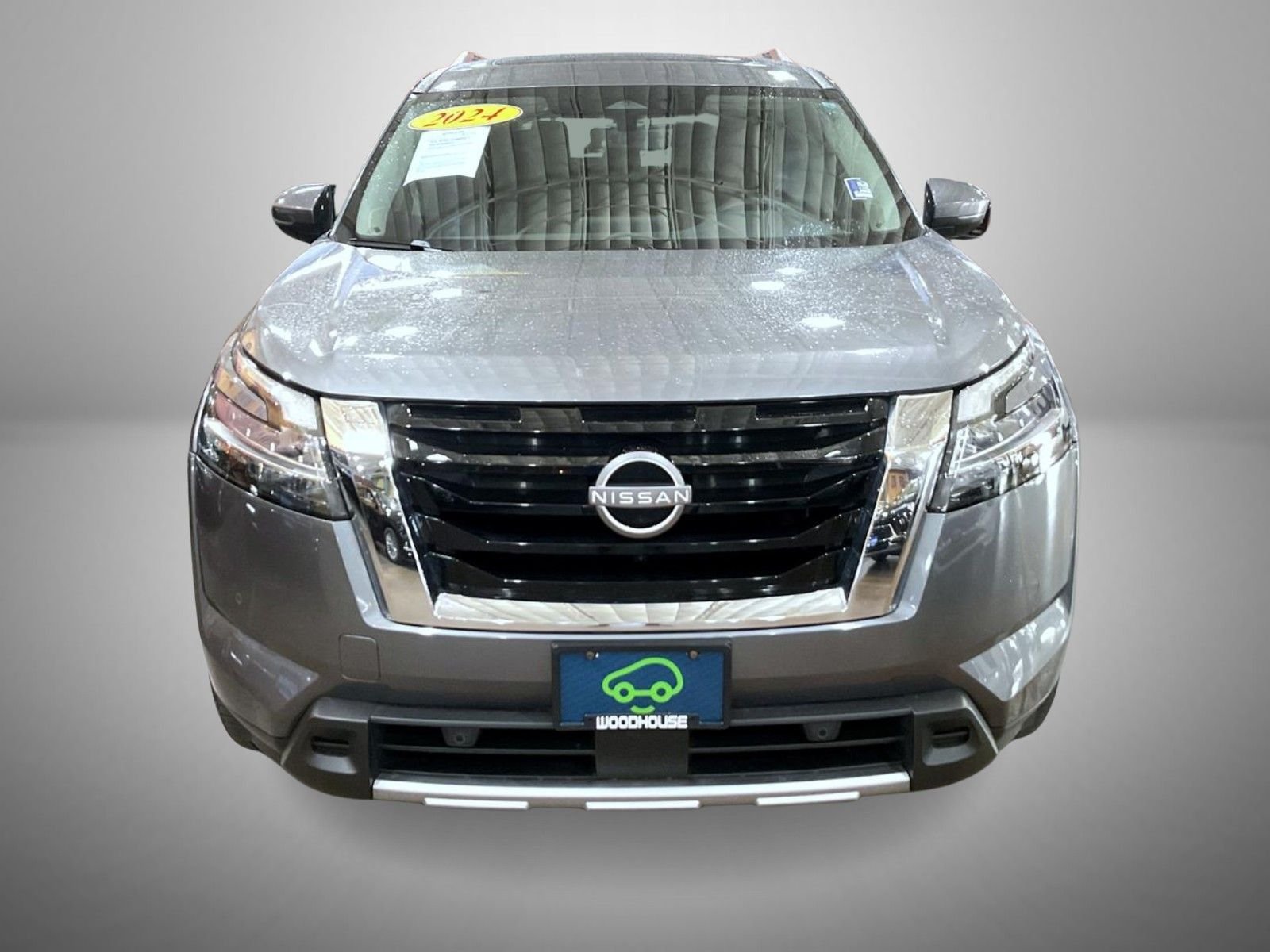 Used 2024 Gray Nissan SL image 2