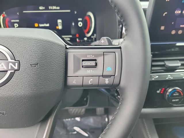 New 2026 Green Nissan SL image 12