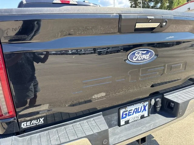 Used 2024 Black Ford XLT image 18
