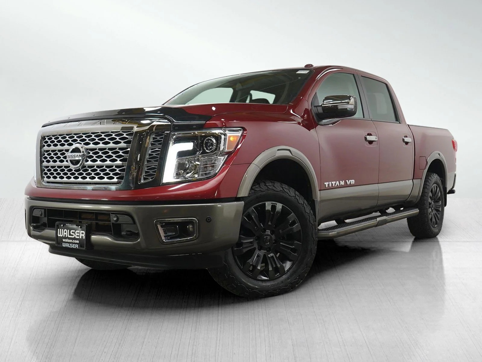 2019 Nissan Titan Platinum 4x4 SWB Crew Cab's photo