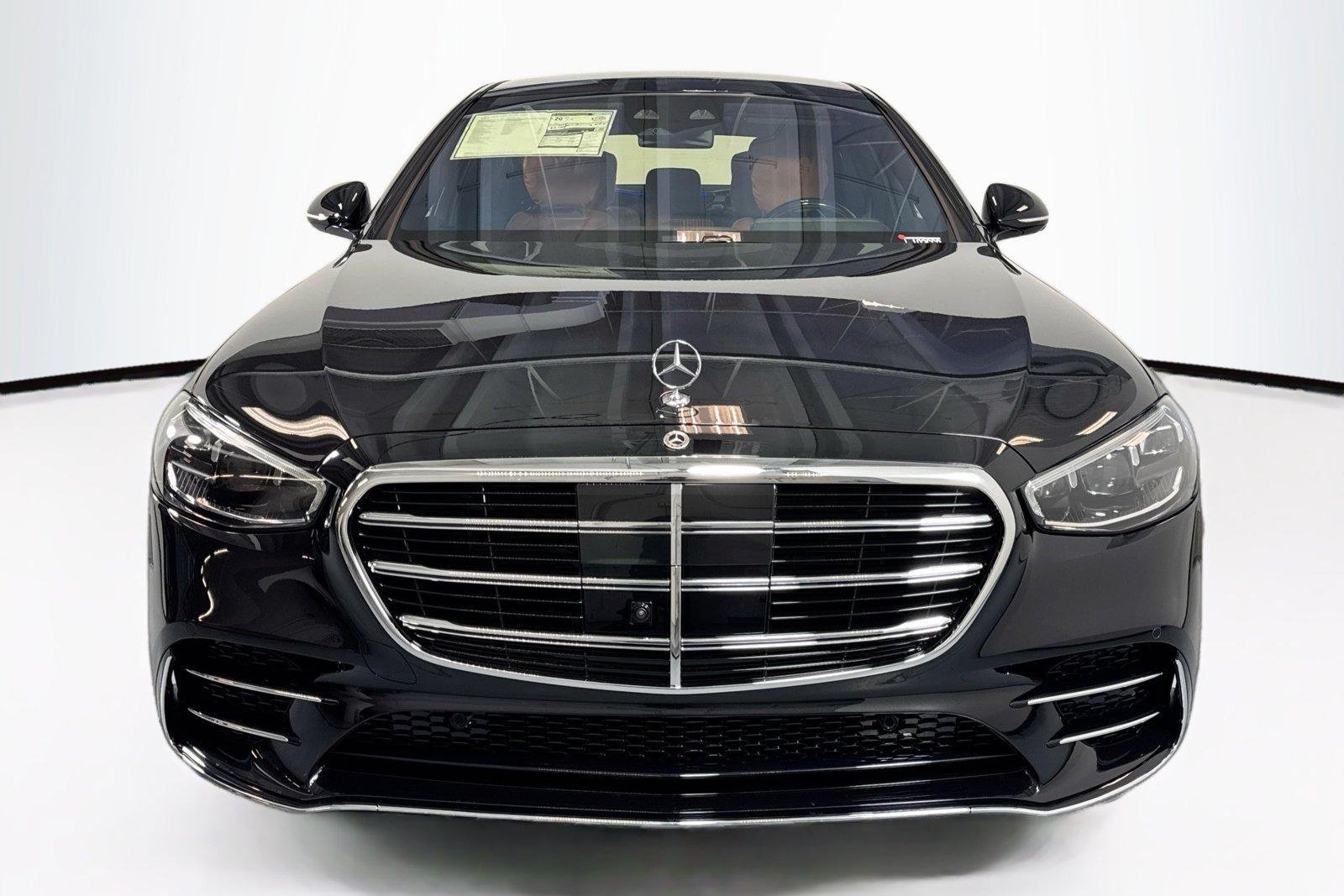 New 2026 Obsidian Black Metallic Mercedes-Benz S 580 image 2