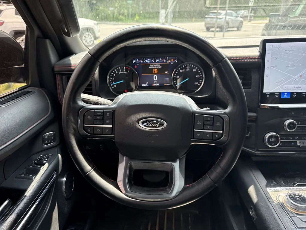 Used 2022 Silver Metallic Ford Limited image 15