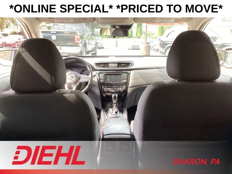 2019 Nissan Rogue SV - Photo 26