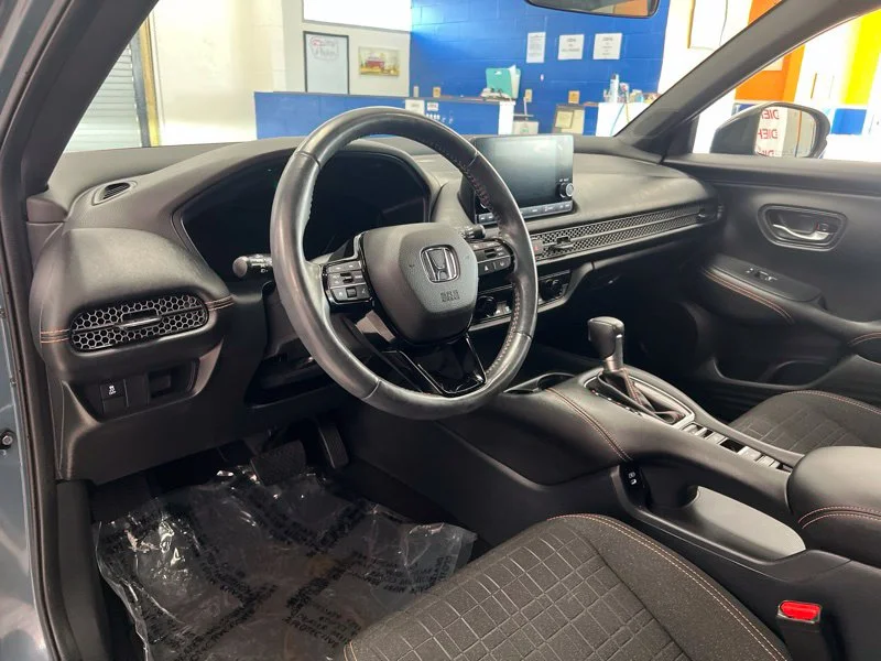 Used 2024  Honda Sport image 18