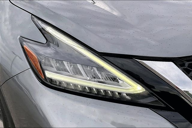 Used 2021 Gray Nissan SL image 27