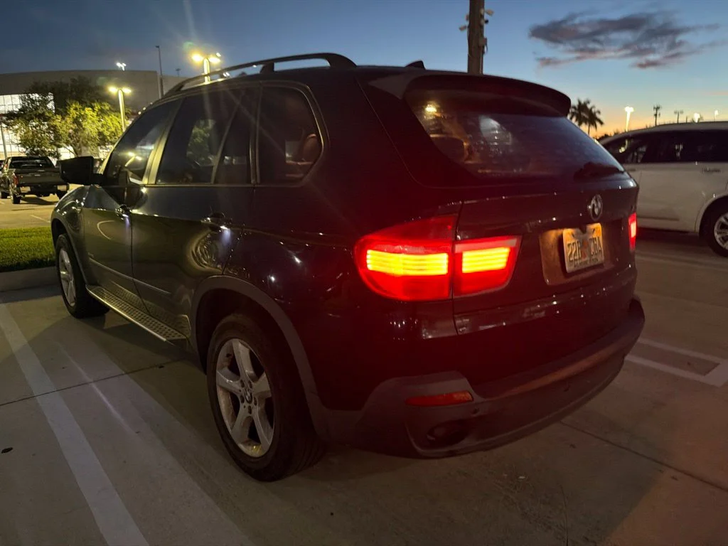Used 2010 Monaco Blue Metallic BMW xDrive30i image 12
