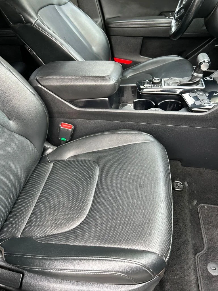 Used 2024 Black Kia EX image 15