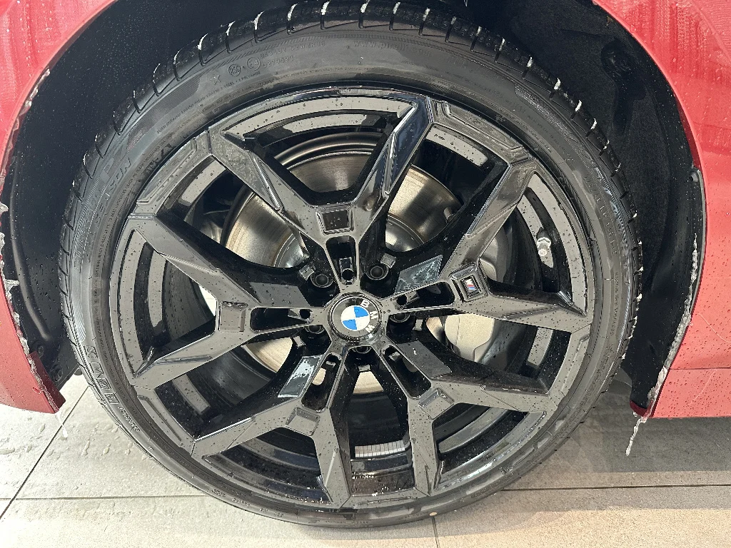 2026 BMW 3 Series 330i - Photo 8