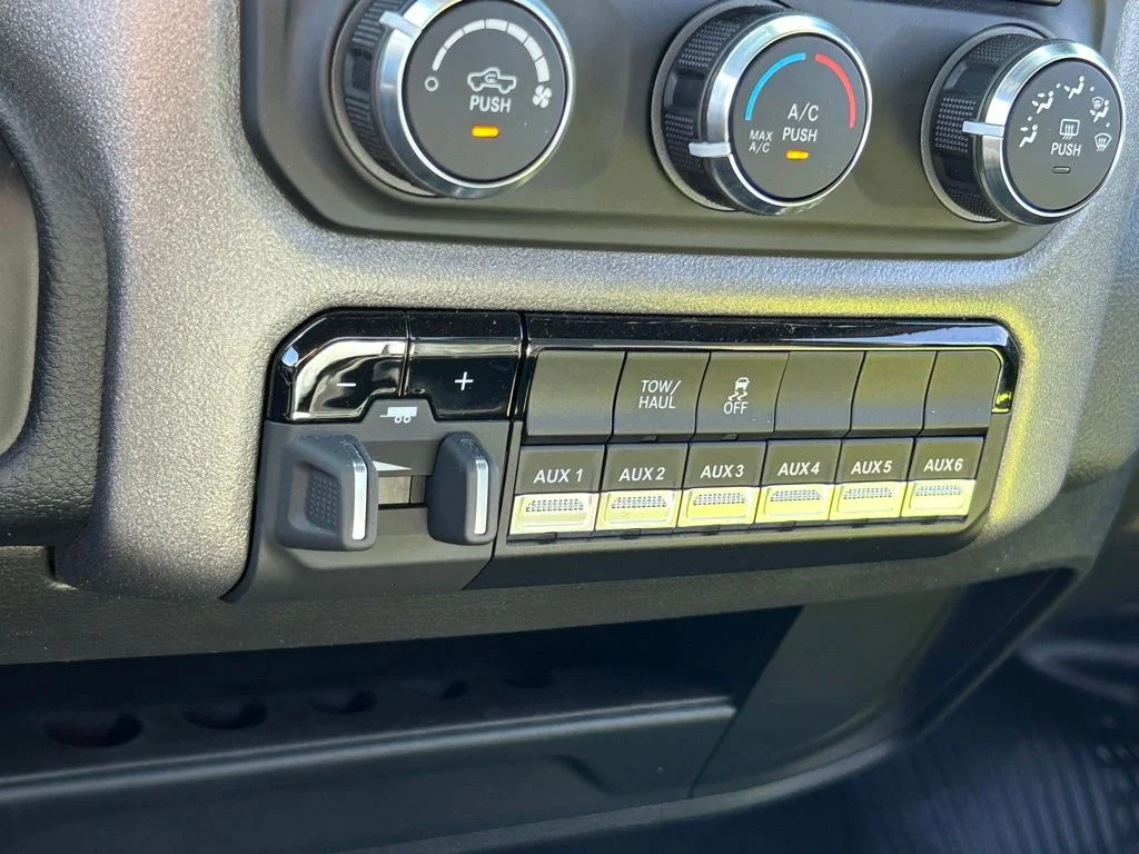 2022 RAM Ram 2500 Pickup Tradesman - Photo 38