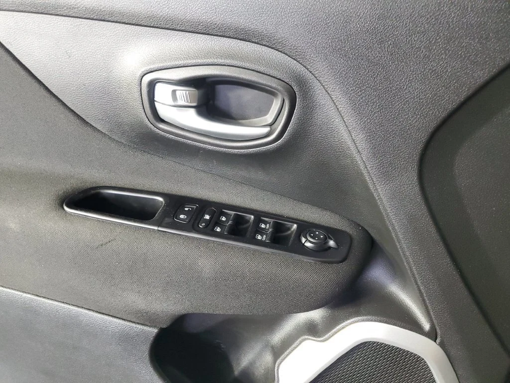 Used 2021 Black Jeep Freedom Edition 4x4 image 28