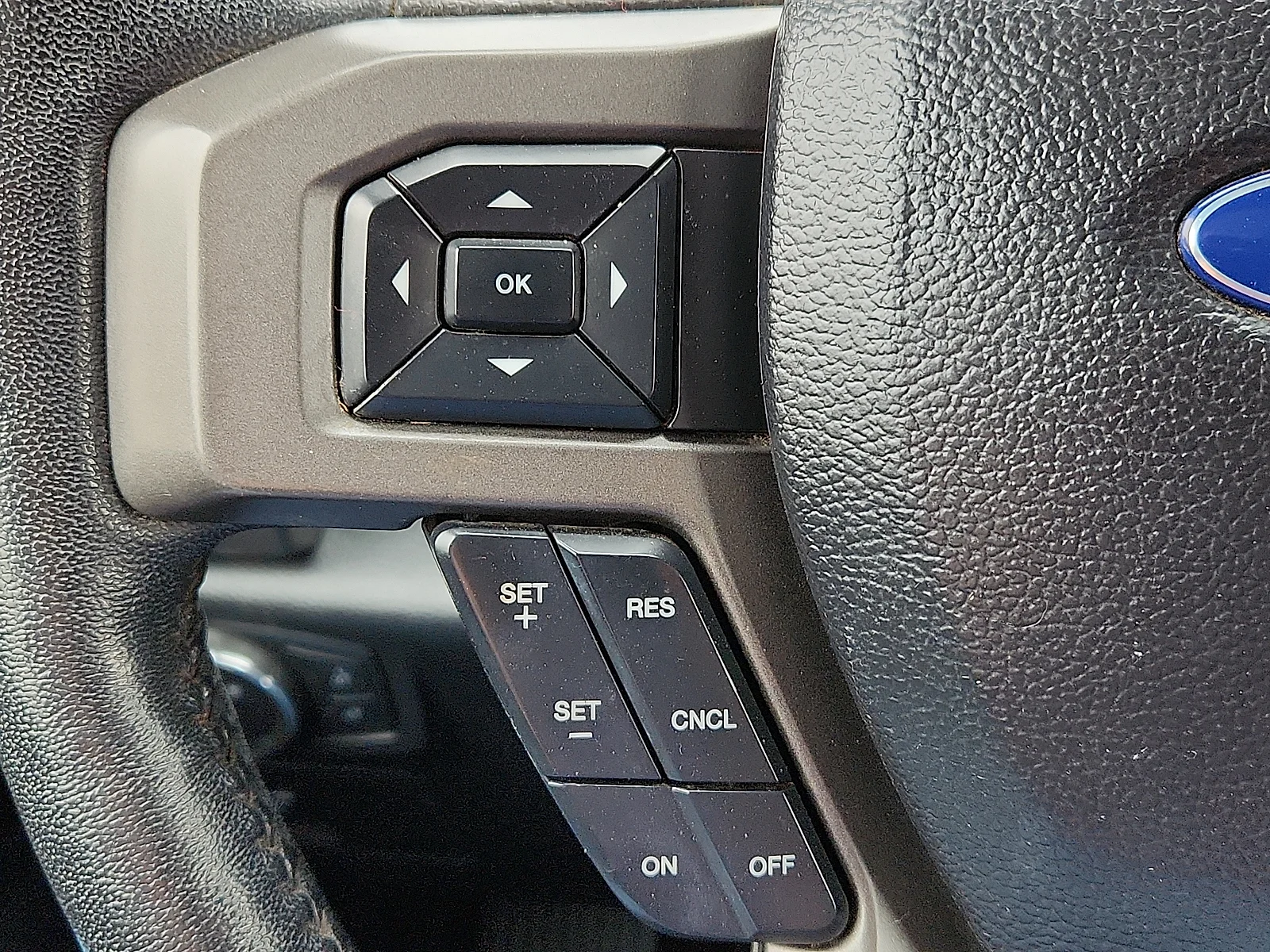 2020 Ford Expedition XLT - Photo 19