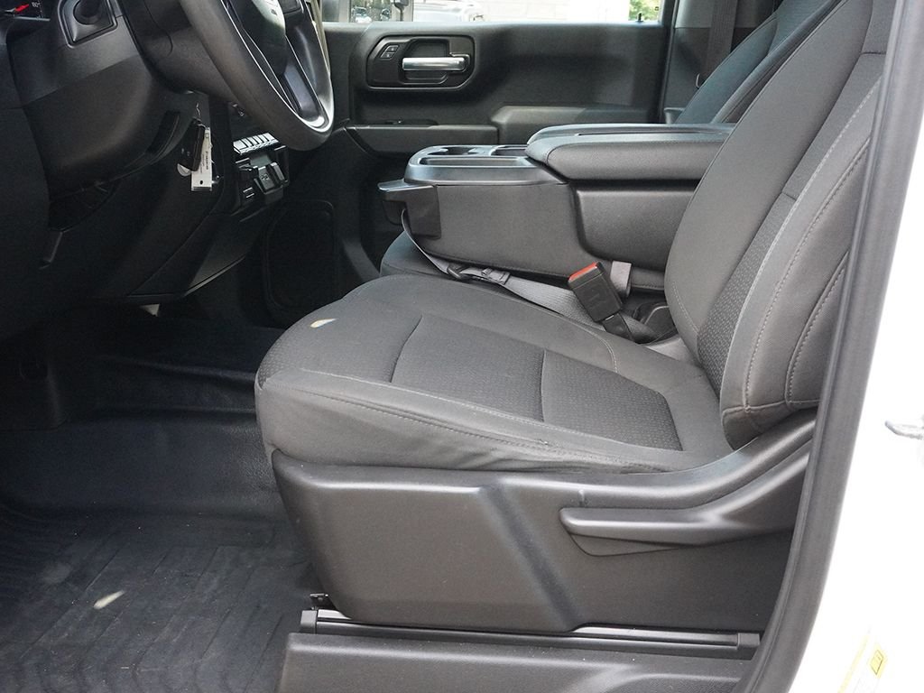 Used 2023 White GMC Pro image 21