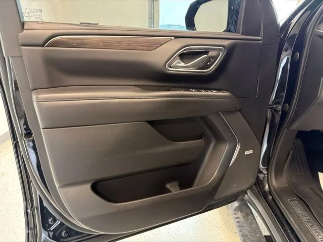 2023 Chevrolet Suburban Z71 - Photo 46