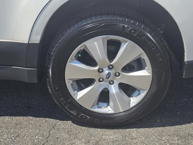 Used 2012 Satin White Pearl Subaru 3.6R image 9